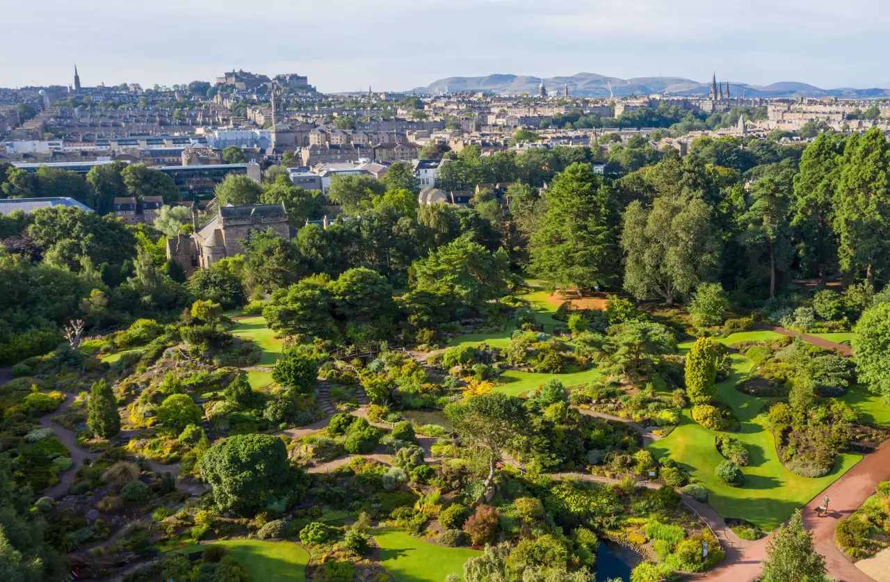 Botanics Shop, landscaping & tree care in Edinburgh