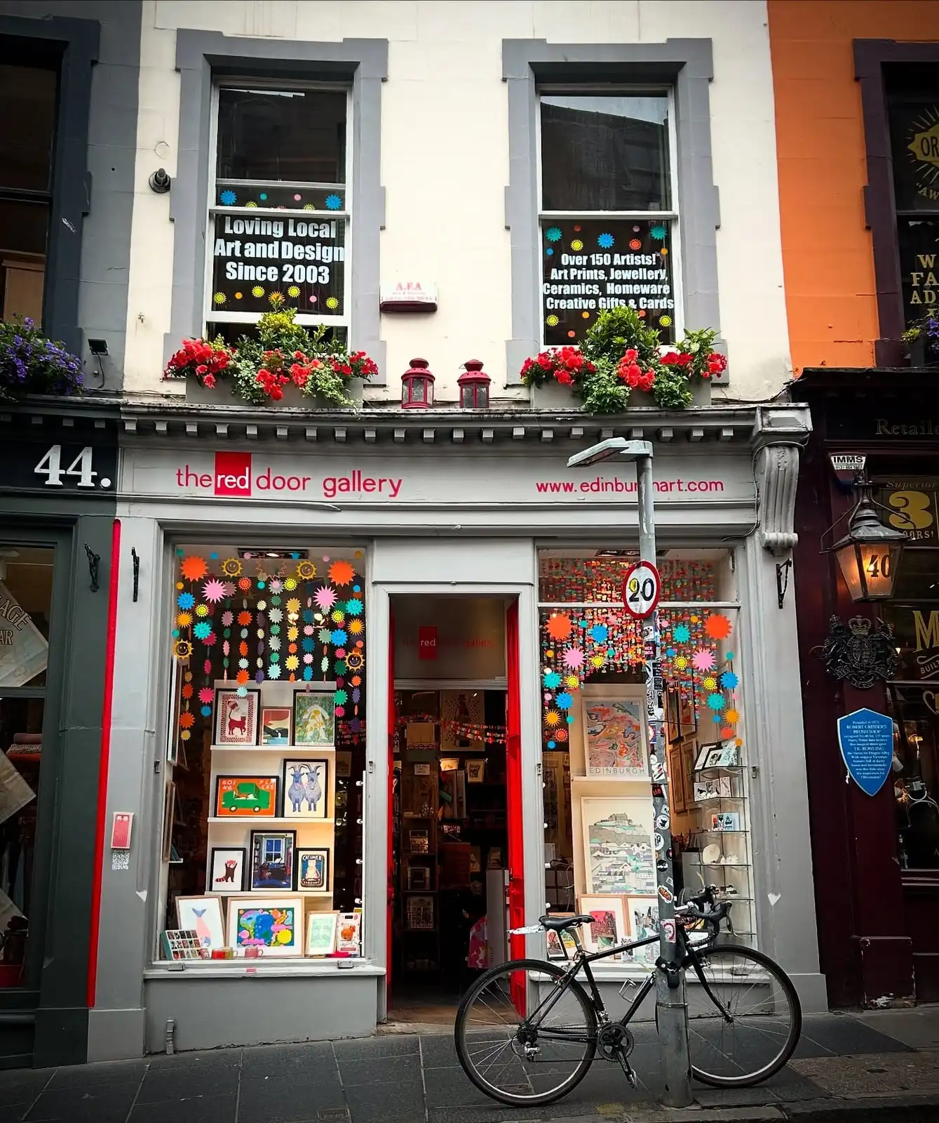 The Red Door Gallery, shopping in Edinburgh